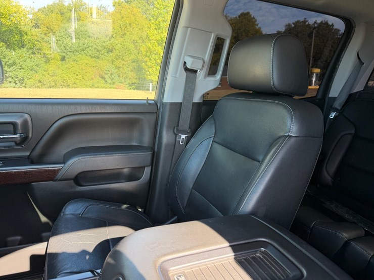 #49-•-2018-gmc-sierra-slt-pickup-truck-image-22
