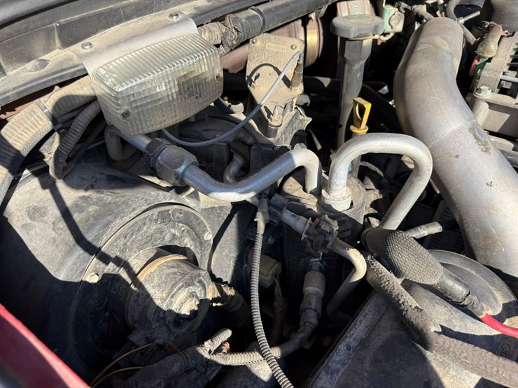 2004-ford-f550-image-45
