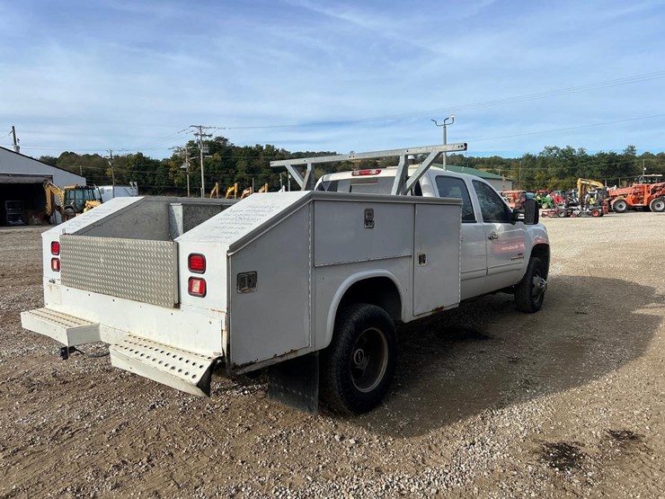 2008-gmc-3500-image-6