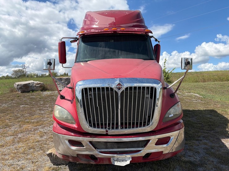 2012-international-prostar-image-12
