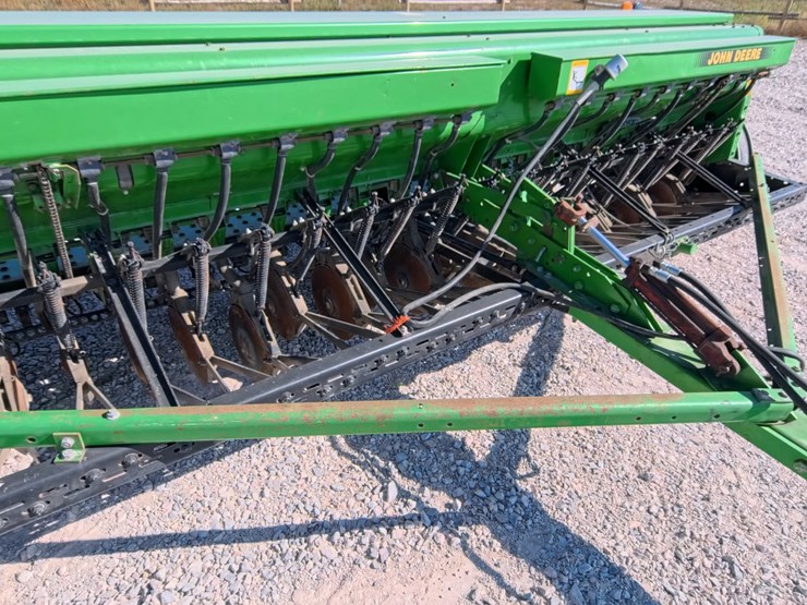 john-deere-450-image-44