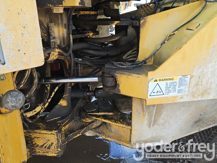caterpillar-950g-image-13