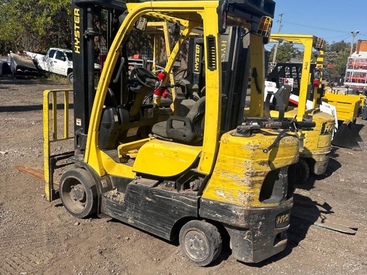 hyster-co-triple-mast-lp-forklift-model-70-image-10