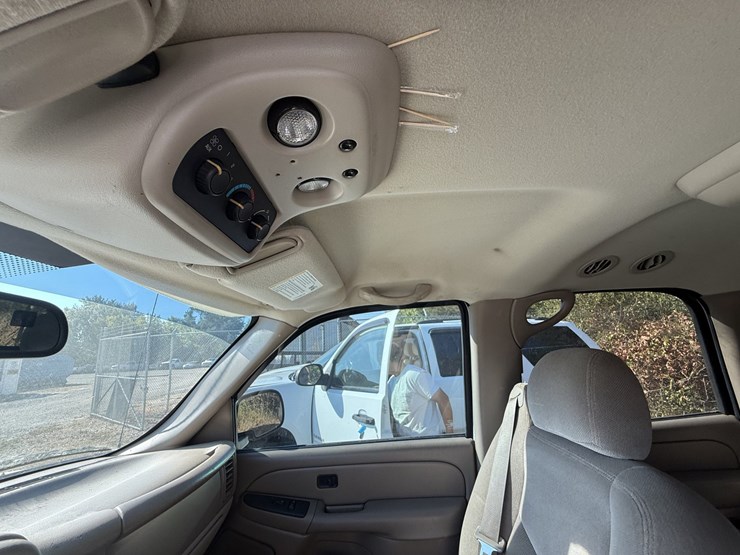 2005-gmc-yukon-image-63