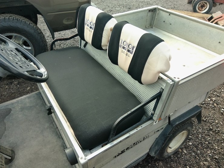 club-car-carryall-1-image-5