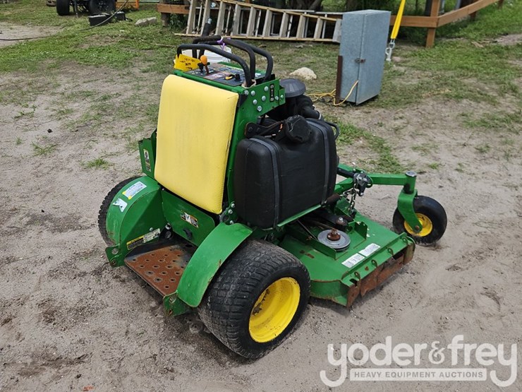 2020-john-deere-652m-image-5