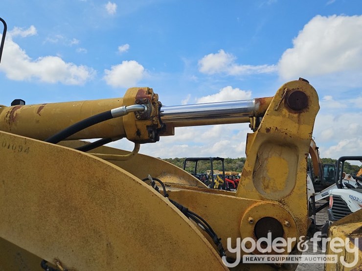 caterpillar-950g-image-15