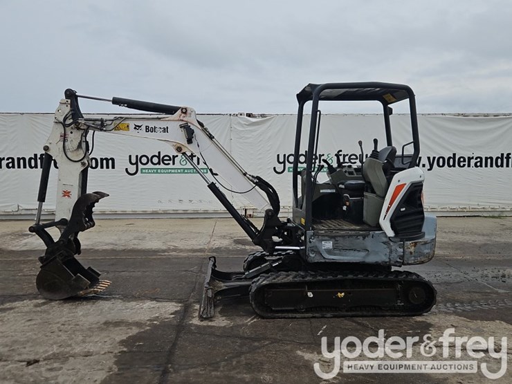 2020-bobcat-e32-image-2
