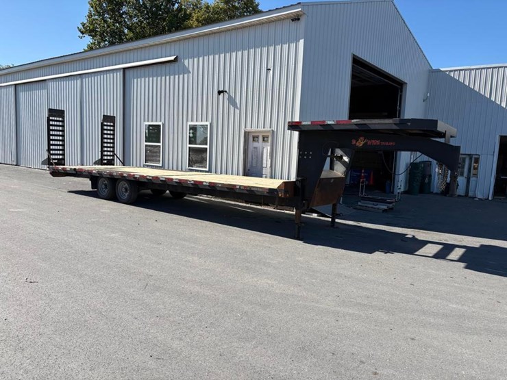 2019-bwise-mfg.-edg28-17-gooseneck-trailer-image-2