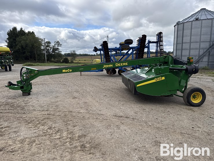 2020-john-deere-946-image-8