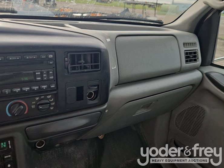 2008-ford-f750-image-29