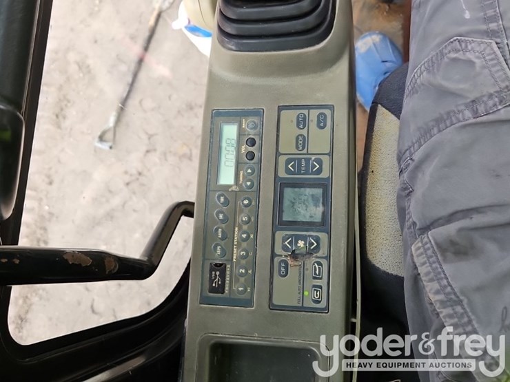 2019-sany-sy215c-lc-image-39