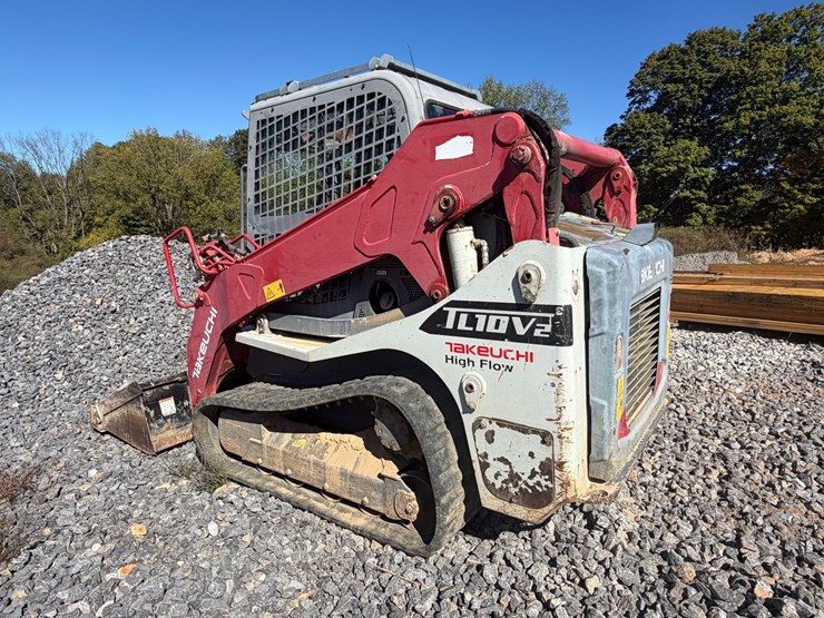 2016-takeuchi-tl10v2-image-5
