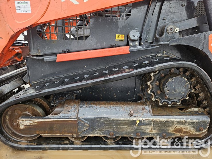 2023-kubota-svl65-2-image-18
