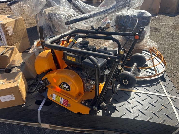 new-first-rate-tool-co-gas-plate-compactor-model-c90t-image-1
