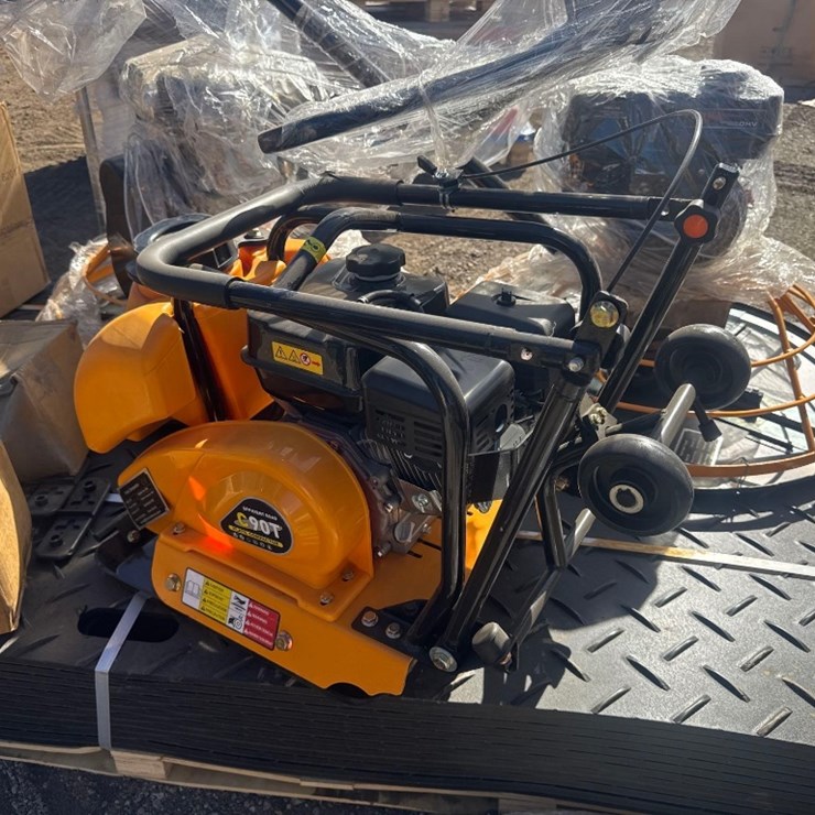 New First Rate Tool Co Gas Plate Compactor Model C90T