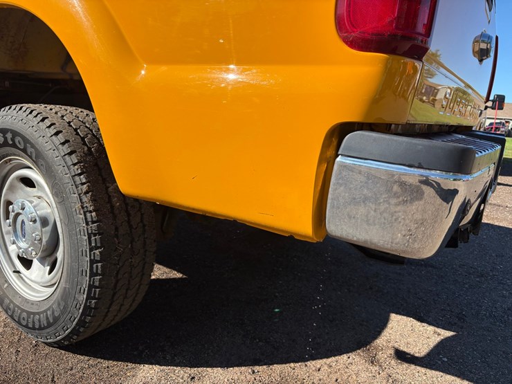 2013-ford-f350-image-15