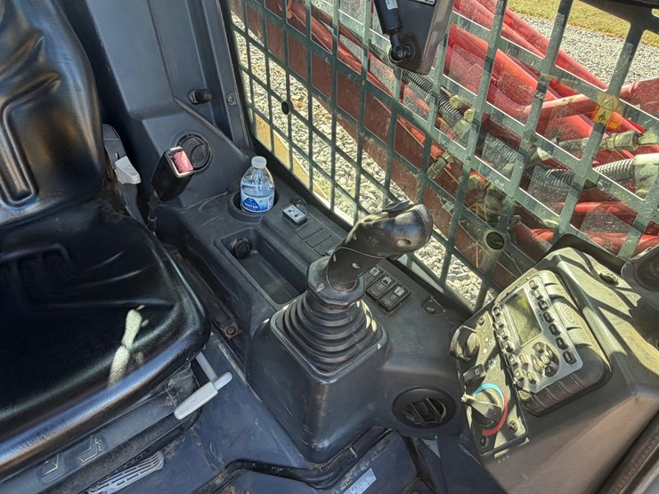 2016-takeuchi-tl10v2-image-16