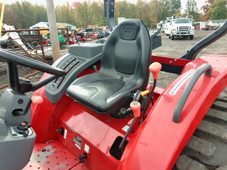 2020-massey-ferguson-2750e-image-5