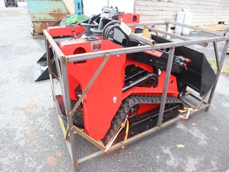 sdlanch-ssl200-skid-steer-loader-image-7