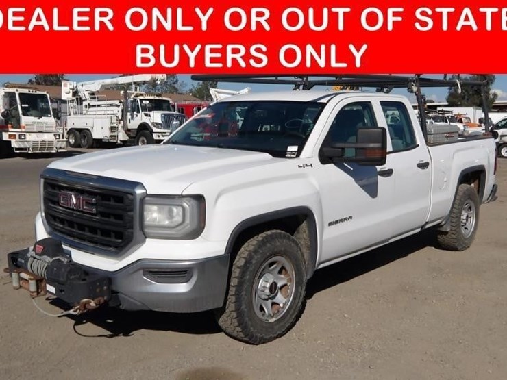 2017-gmc-sierra-1500-image-1