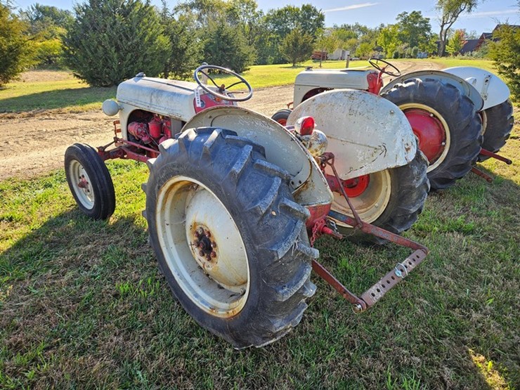 ford-8n-image-3