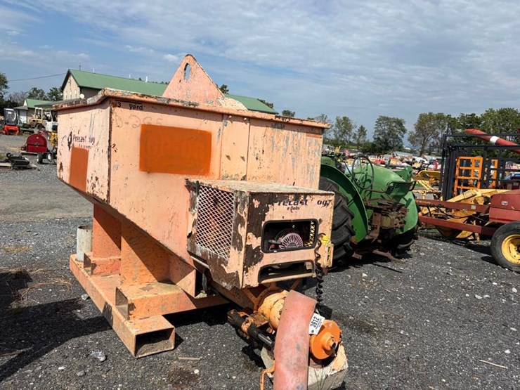 pre-cast-3yd-concrete-pump-image-2
