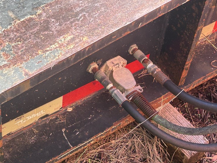 #3-•-2004-talbert-drop-deck-trailer-image-37