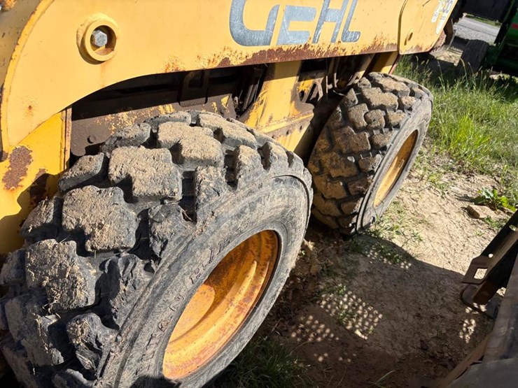 gehl-sl7800-turbo-skidsteer-image-10