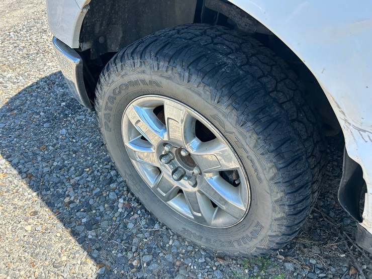 2014-ford-f150-xlt-image-8
