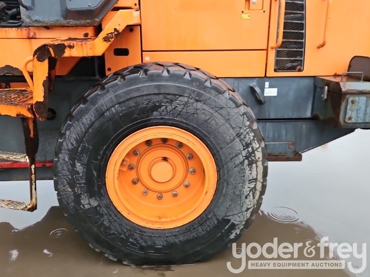 2018-doosan-dl220-5-image-11