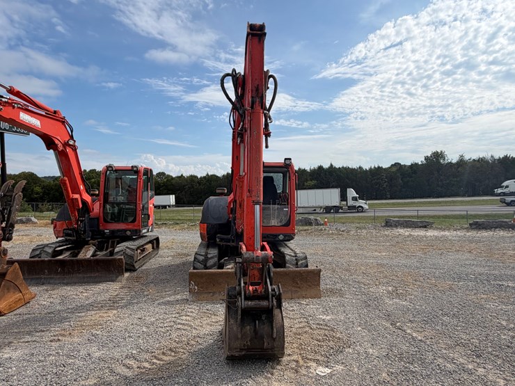 #22-•-2009-kubota-080-3-mini-excavator-image-19