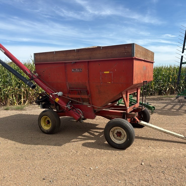 Nu-Bilt Co (2) Compartment Gravity Wagon Seed Tender w/ Hyd Sudenga Brush Auger