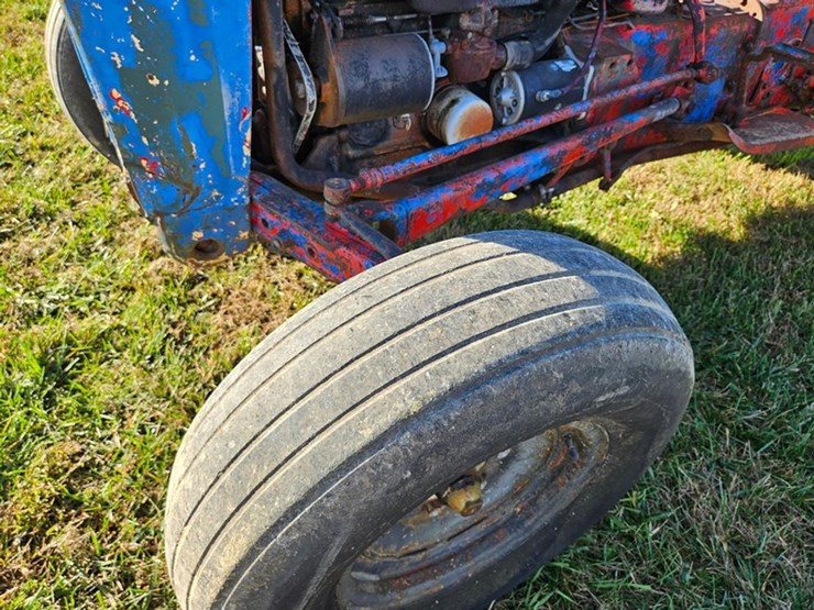 ford-800-image-11