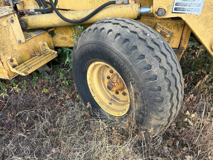 1997-deere-710d-image-11