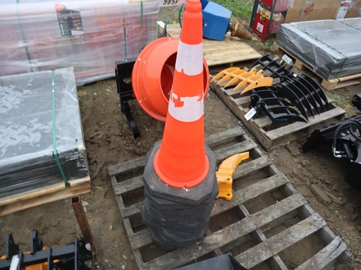 traffic-cones-image-3