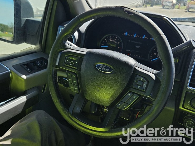 2016-ford-f150-image-35