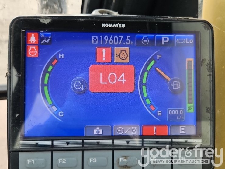 2014-komatsu-pc210-lc-10-image-38
