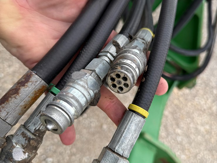 2009-john-deere-1790-ccs-image-16