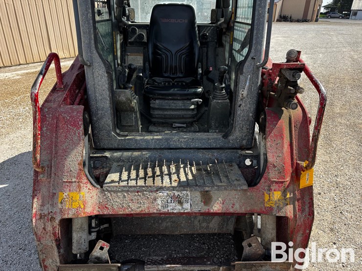 2013-takeuchi-tl8-image-10