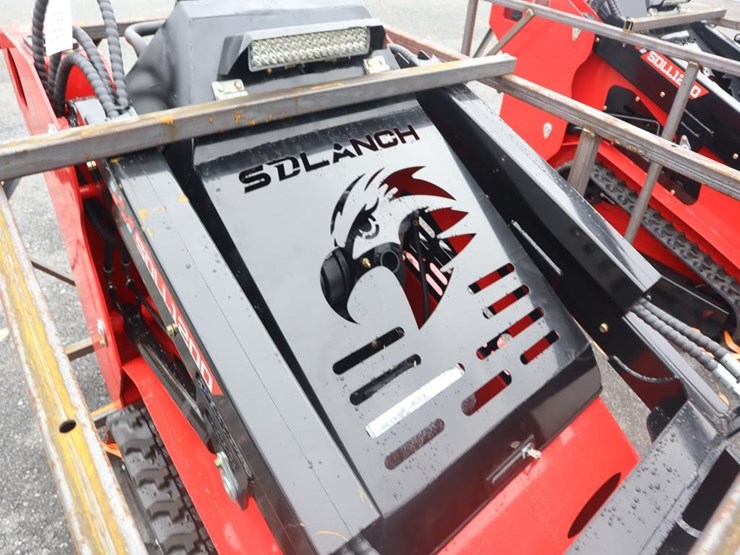 sdlanch-ssl200-skid-steer-loader-image-9