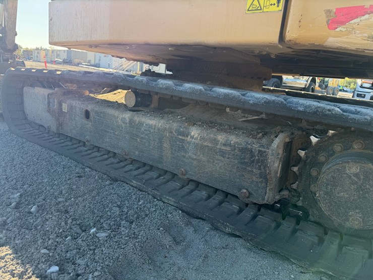 2020-caterpillar-306-image-9