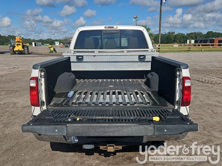 2015-ford-f250-image-9