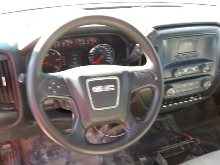 2017-gmc-sierra-1500-image-18