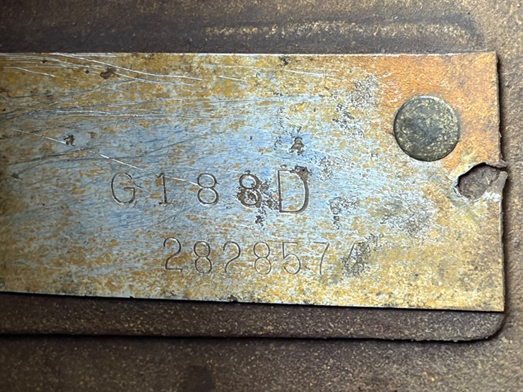1984-case-1150c-image-22
