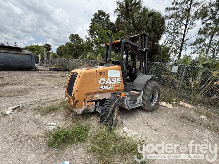 2018-case-586h-image-3