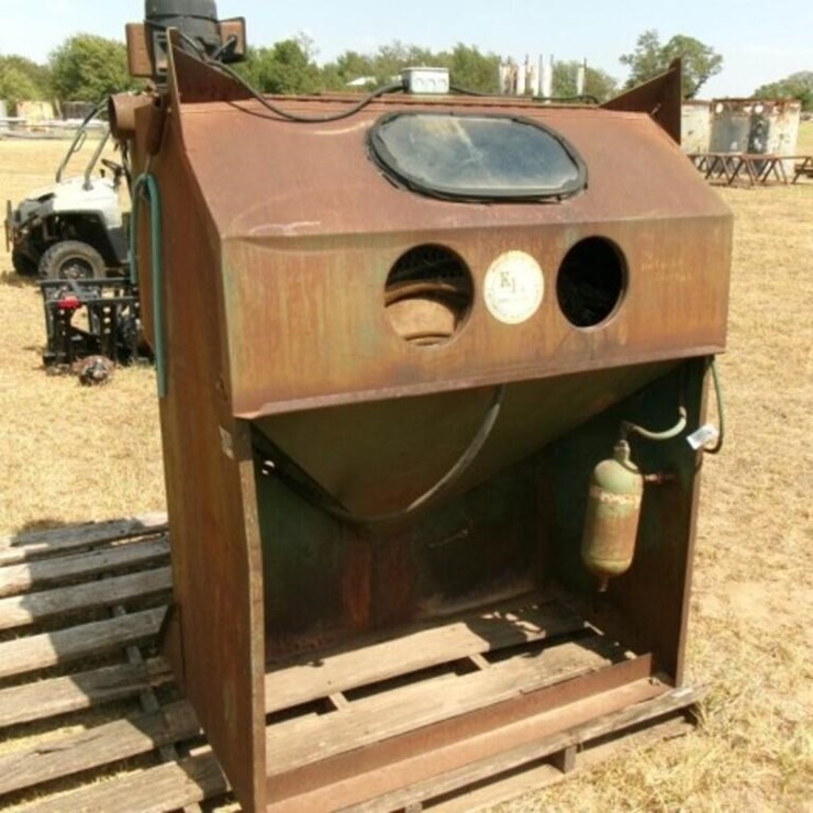 Sandblasting Cabinet