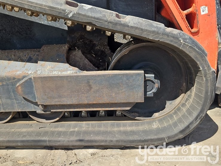 2019-kubota-svl95-2s-image-13