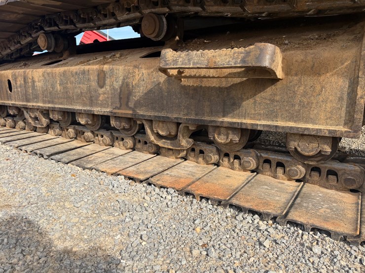 2012-komatsu-pc210-lc-10-image-7
