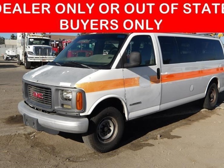 2002-gmc-3500-image-1